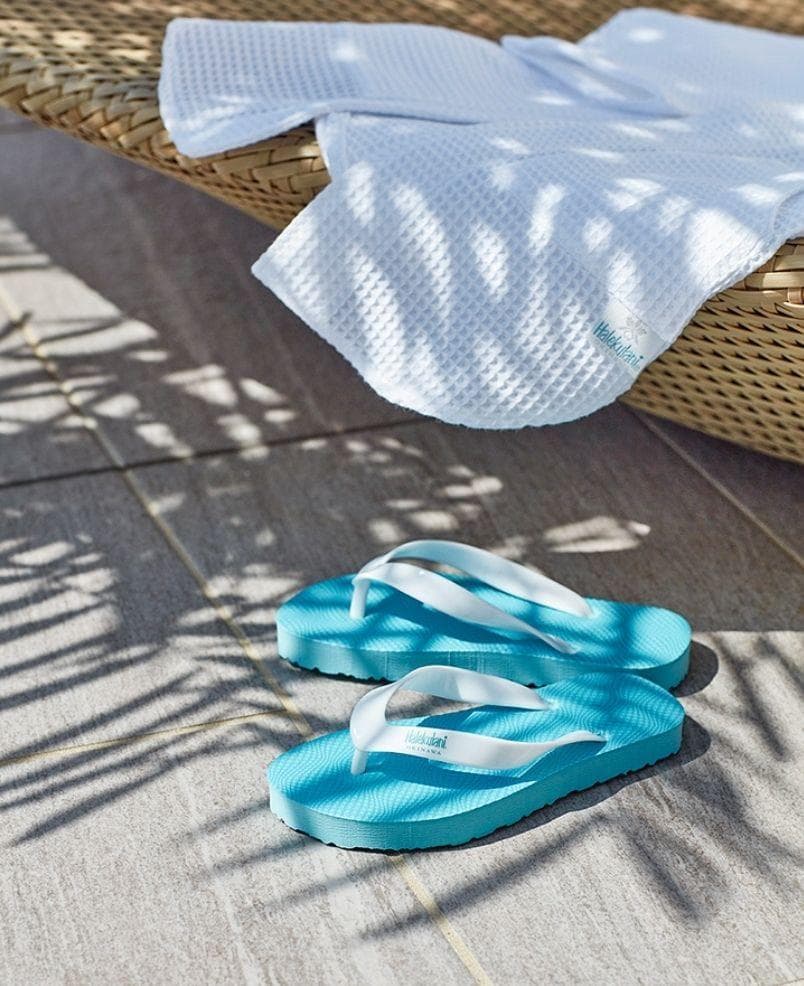 ハレクラニ沖縄 オリジナルビーチバッグ＆ビーチサンダル ファミリーセット