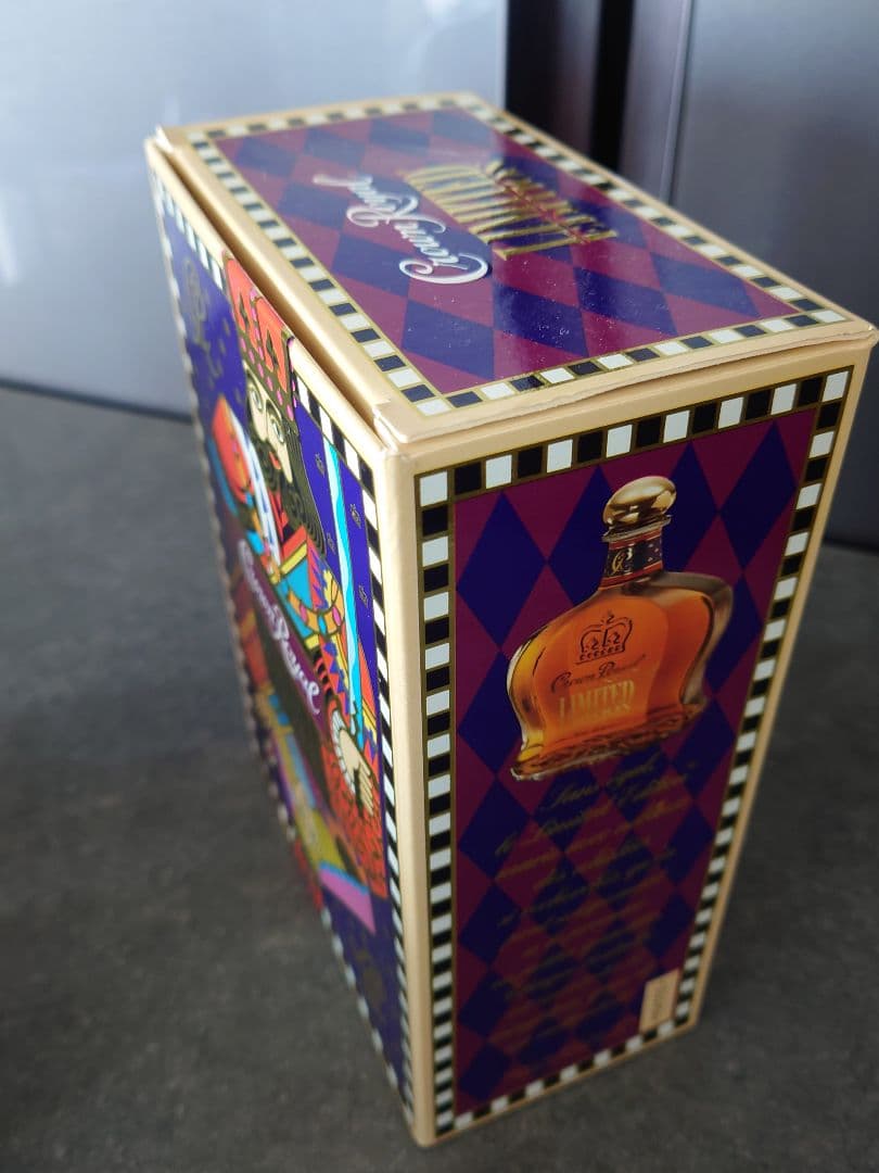 ウイスキー Crown  Limited Edition 750mL 40%