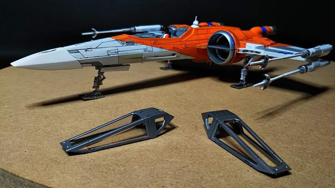 電飾改　1/72 Xウイング・ファイター ポー専用機　完成品