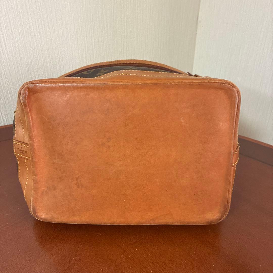 LOUIS VUITTON ルイ・ヴィトン ノエ　巾着型ショルダー