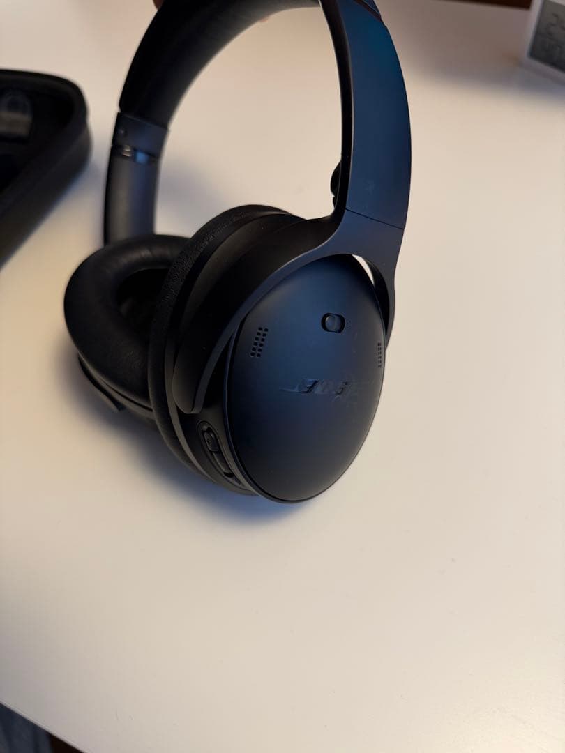 Bose ワイヤレスヘッドホン ノイズキャンセリング
