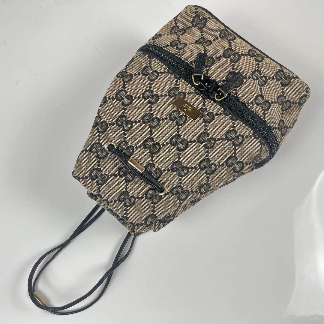 【極美品】GUCCI GGキャンバス プレート バニティポーチ 巾着 ミニバッグ