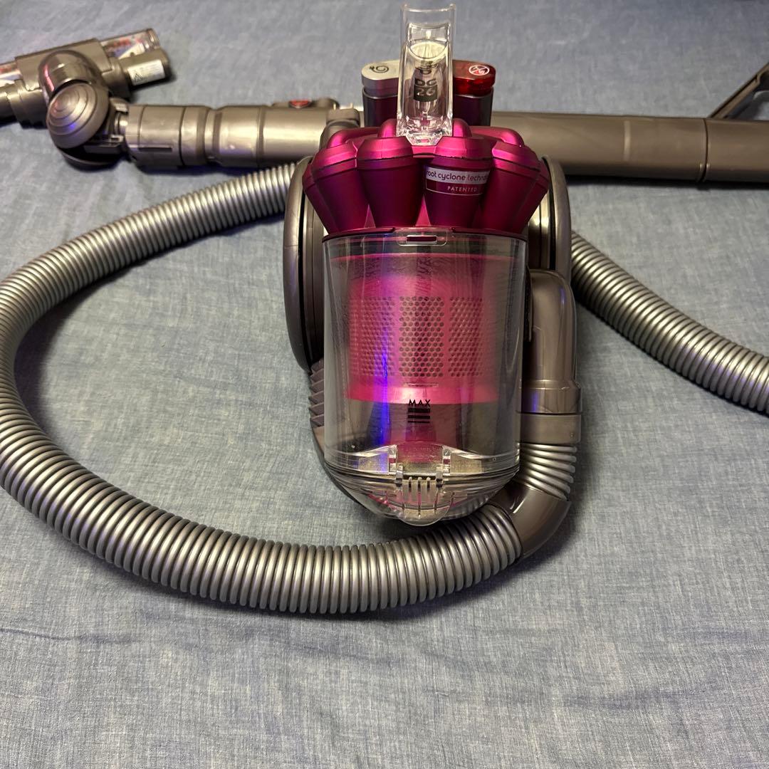 ダイソン　キャニスター掃除機 グレー・ピンク　DC26CFMHCOM