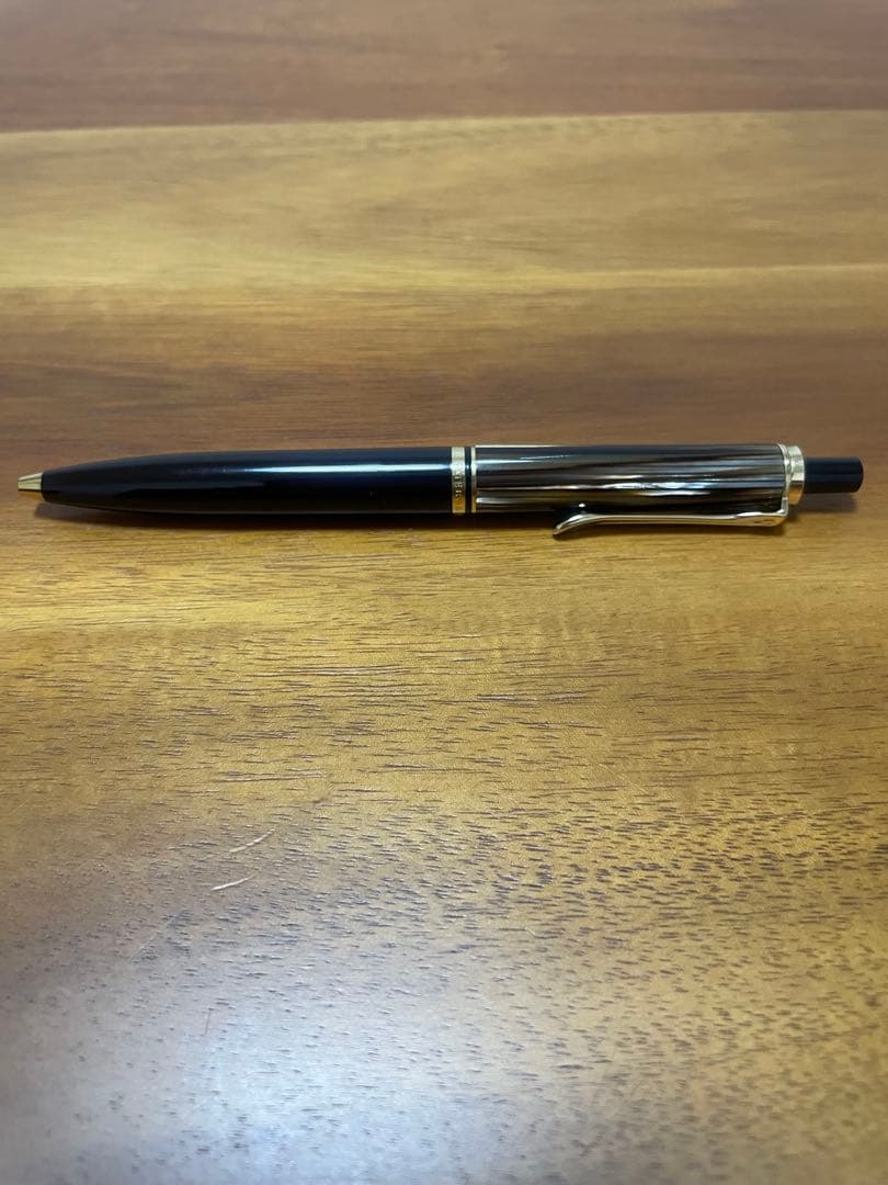Pelikan ボールペン スーベレーン400 茶縞