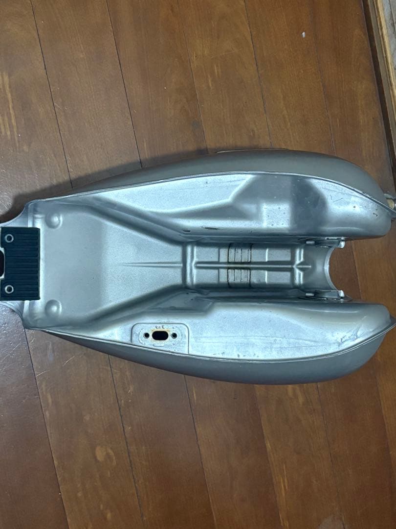 Volty シルバー タンク