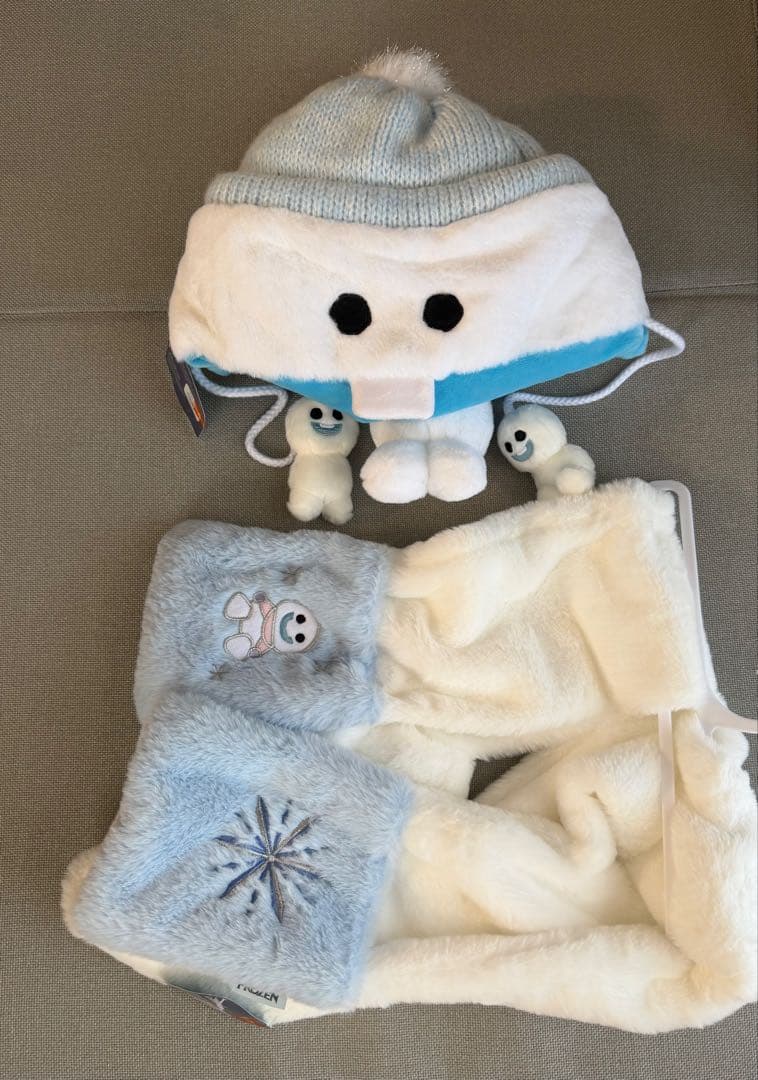 香港ディズニー　アナと雪の女王　ファンキャップ　マフラー　セット　スノーギース