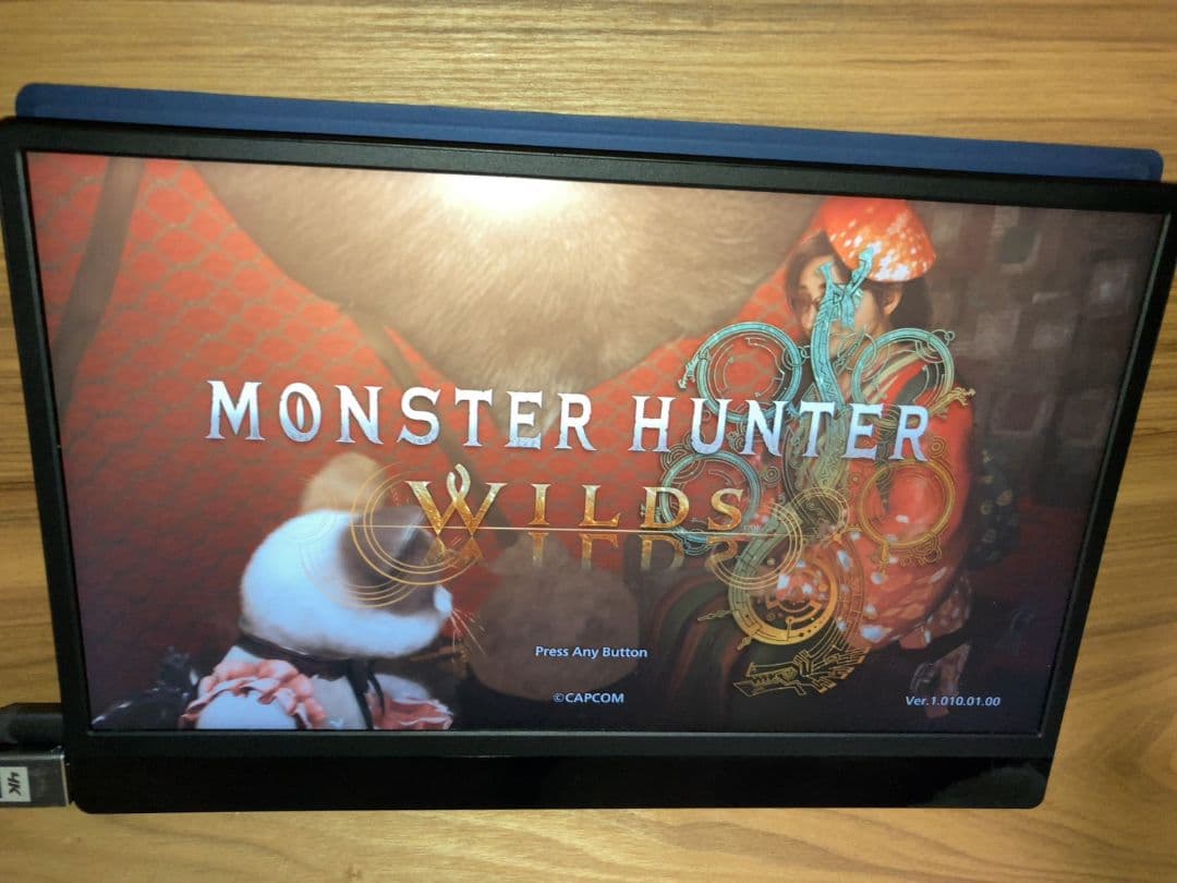 13インチディスプレイ Switchもパソコンも