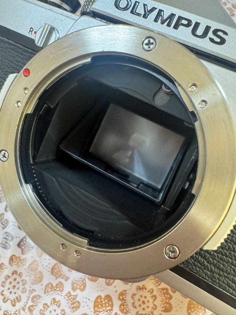 美品　OLYMPUS OM-1 シルバー ボディ