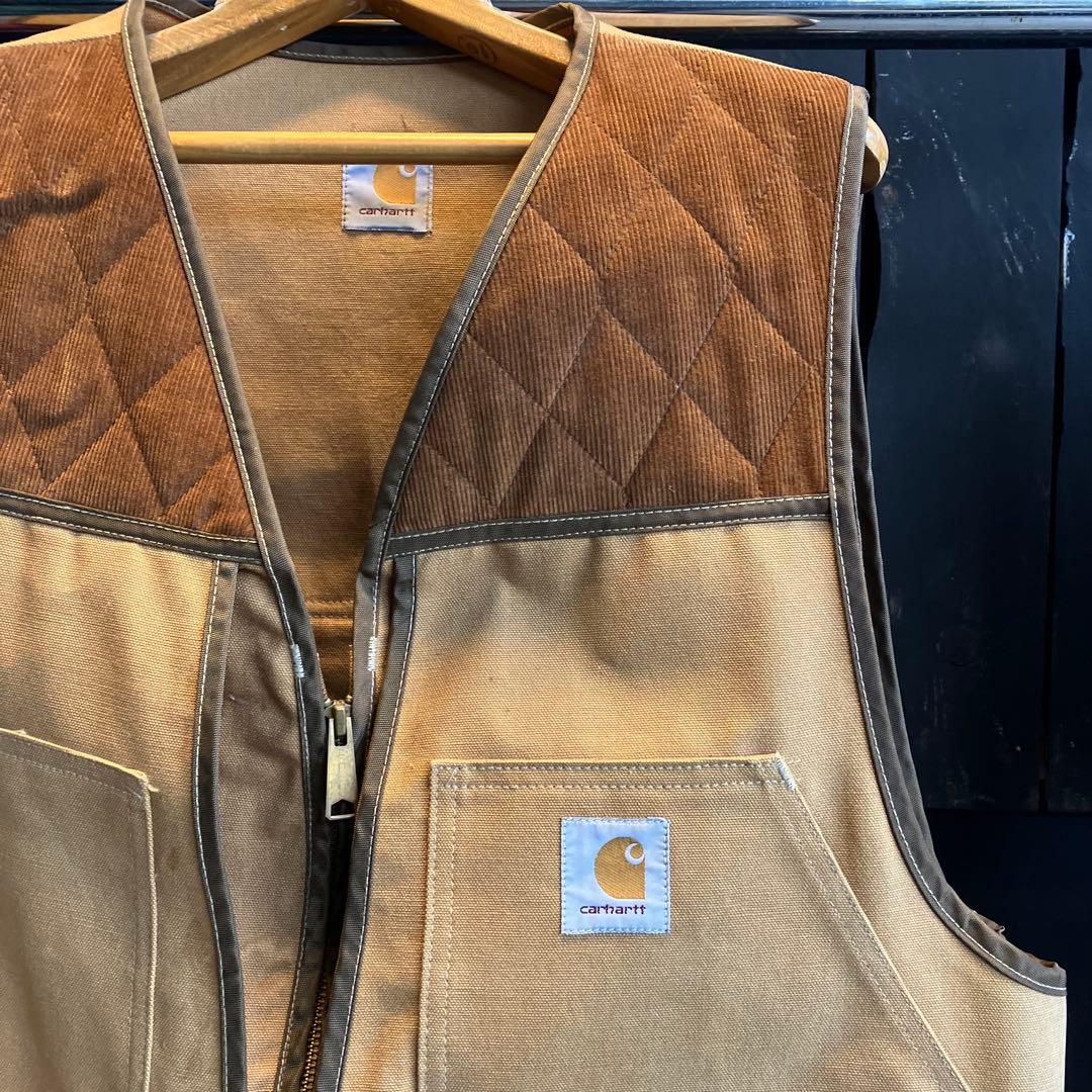 Carhartt ベージュ ダック地 キルティング ベスト