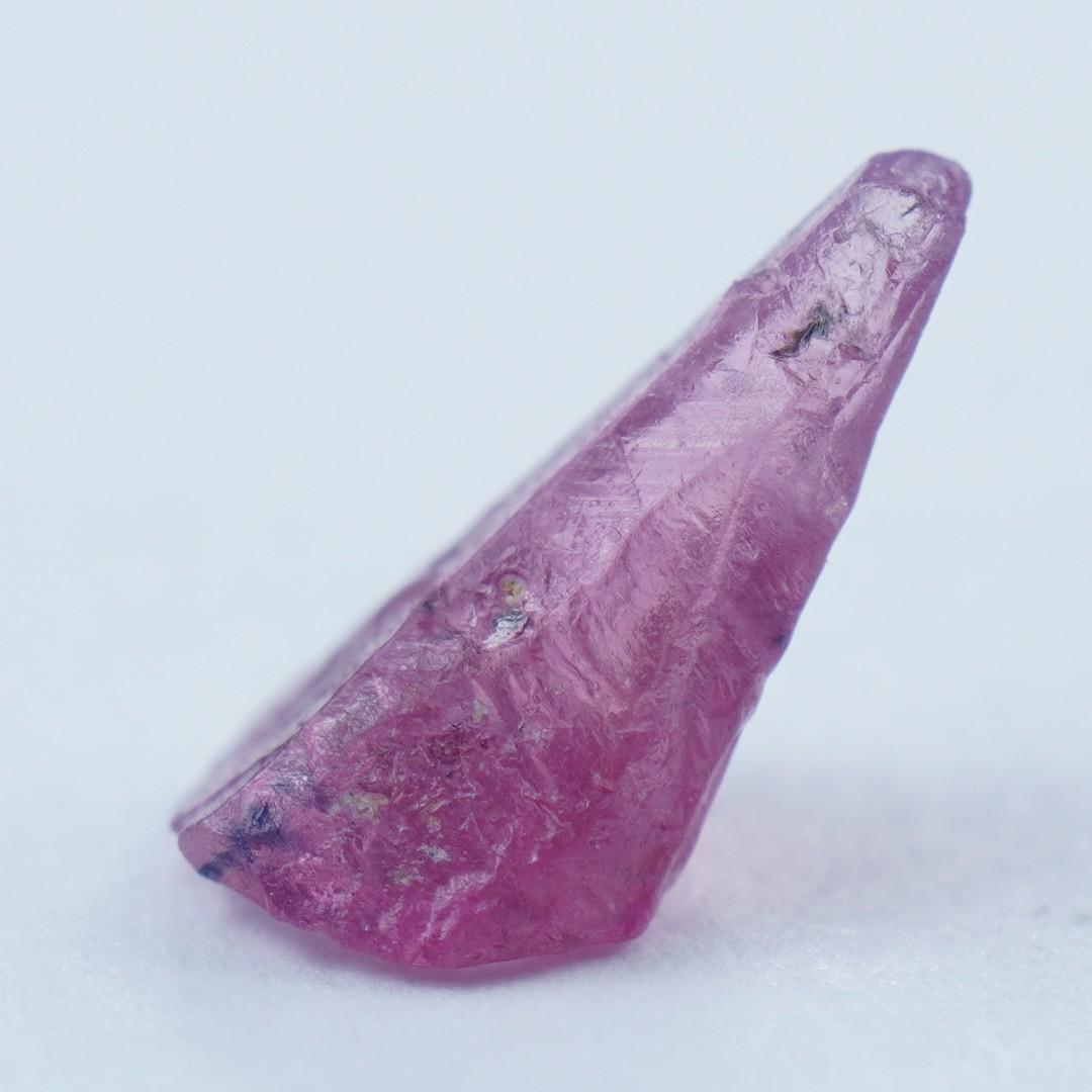 ウインザサファイア　結晶　タンザニア産