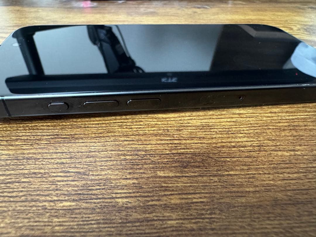 【美品】iPhone 15Pro スペースブラック 本体 256GB