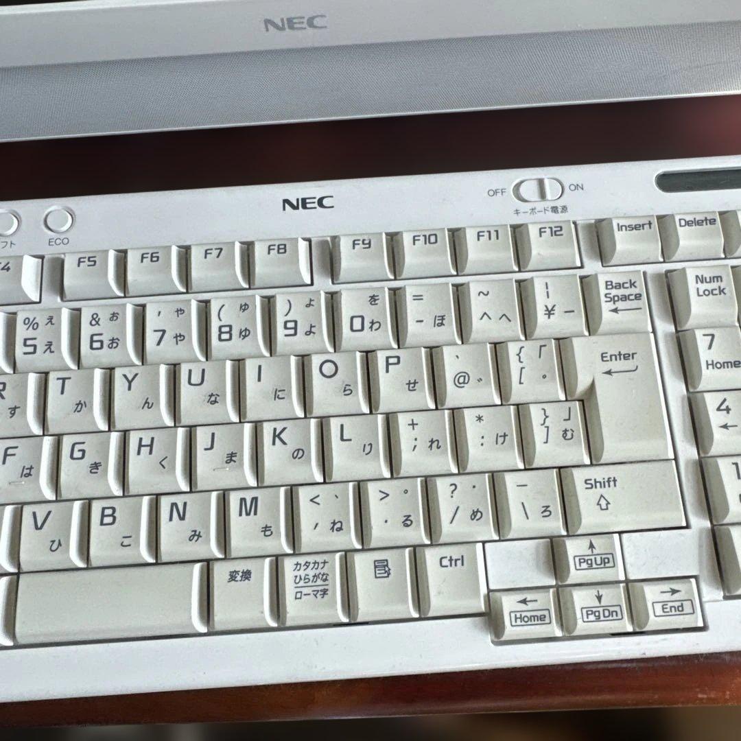 NEC Valuestar デスクトップPC ホワイト　 VN790TG6W