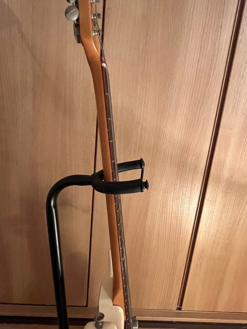 ジェフ・ベック仕様 ストラトキャスタータイプ　ケース付