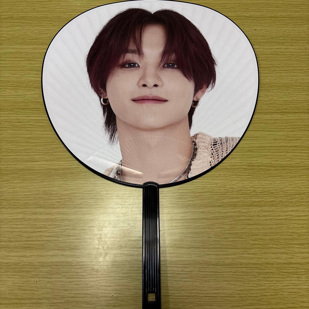 treasure グッズ　まとめ売り　２枚目うちわ