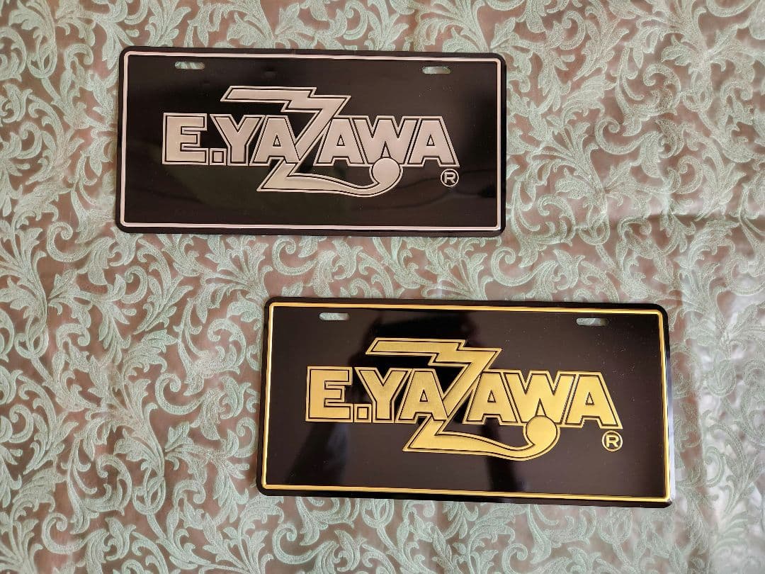 E.YAZAWA ロゴ プレート 2枚セット
