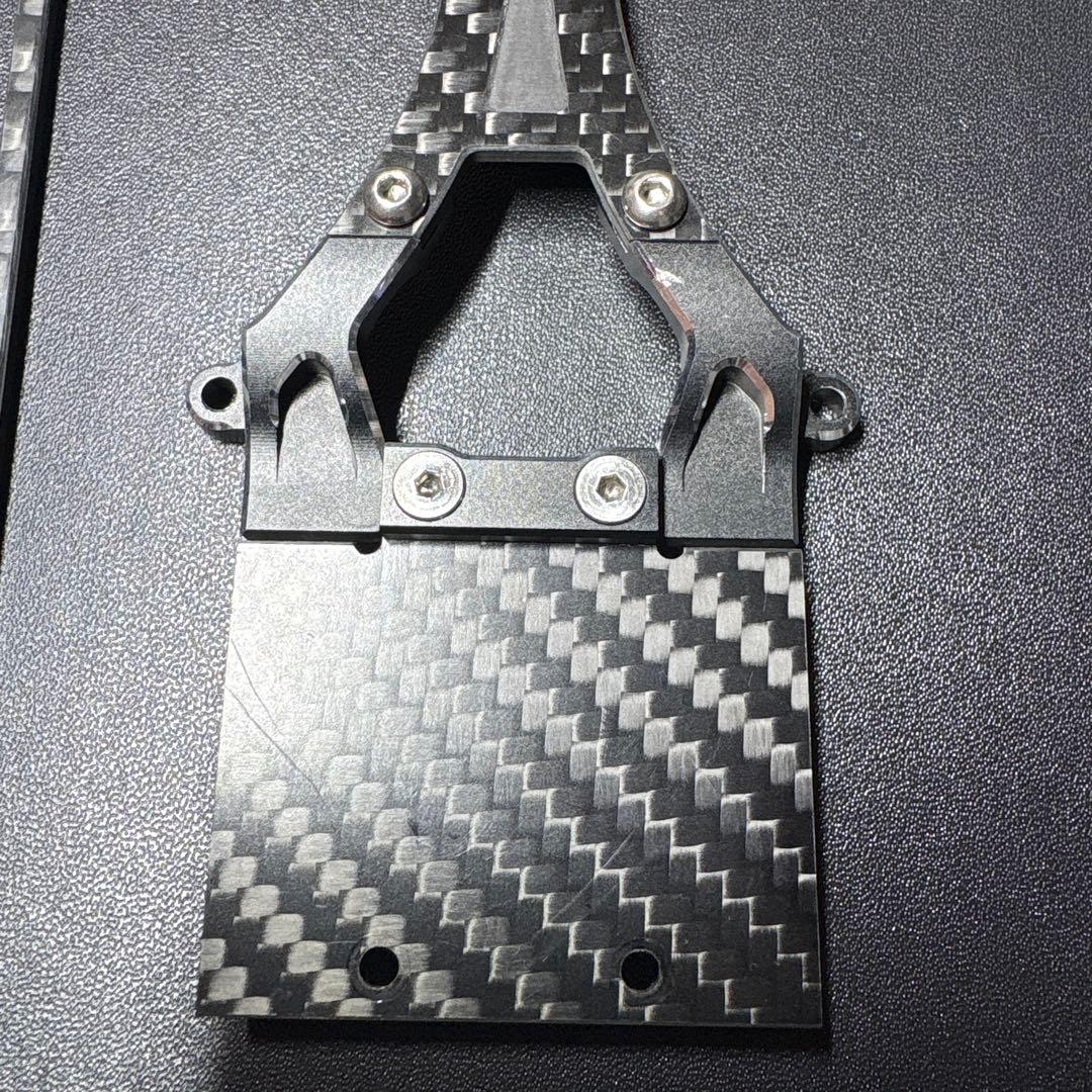 RDX用カーボンシャーシ