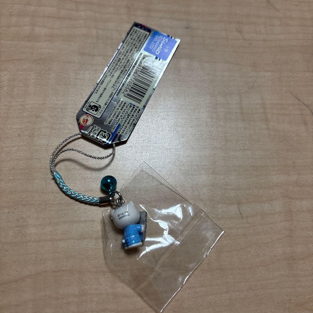 ハローキティ フィギュアストラップ 鈴付き