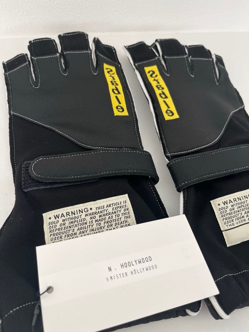 N.HOLLYWOOD グローブ