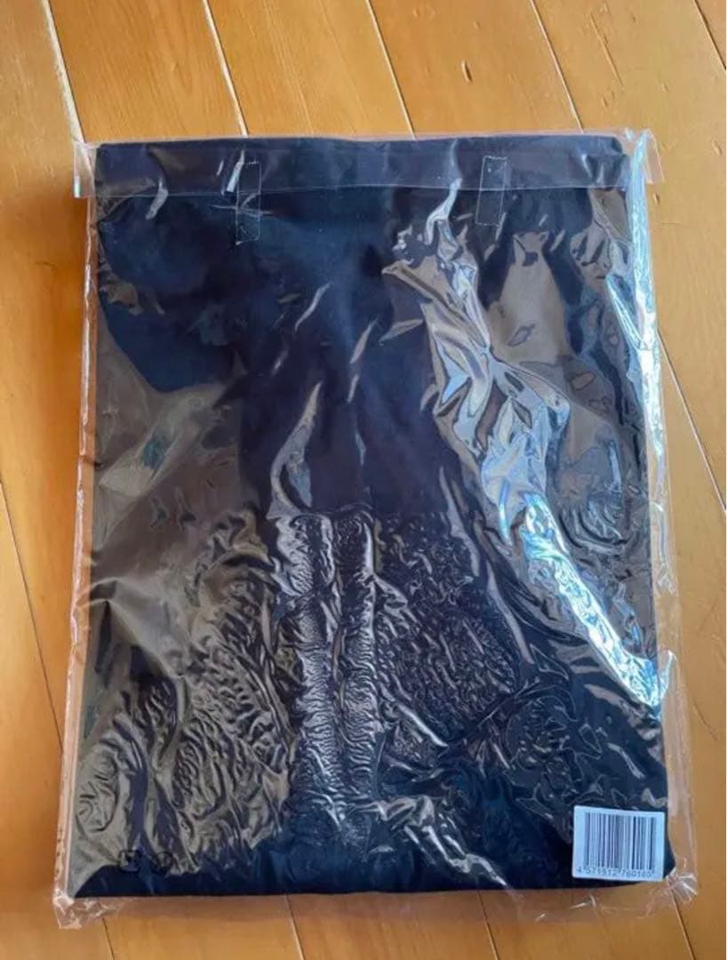 SixTONES ライブT ロングTシャツ　ロンT未開封　ブラック