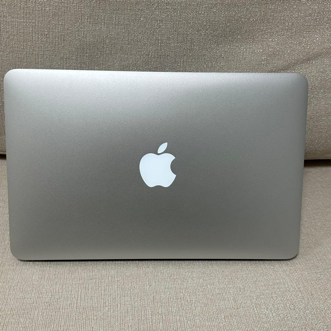 MacBook本体 MacBook Air (11-inch, Early 2014) 128GB