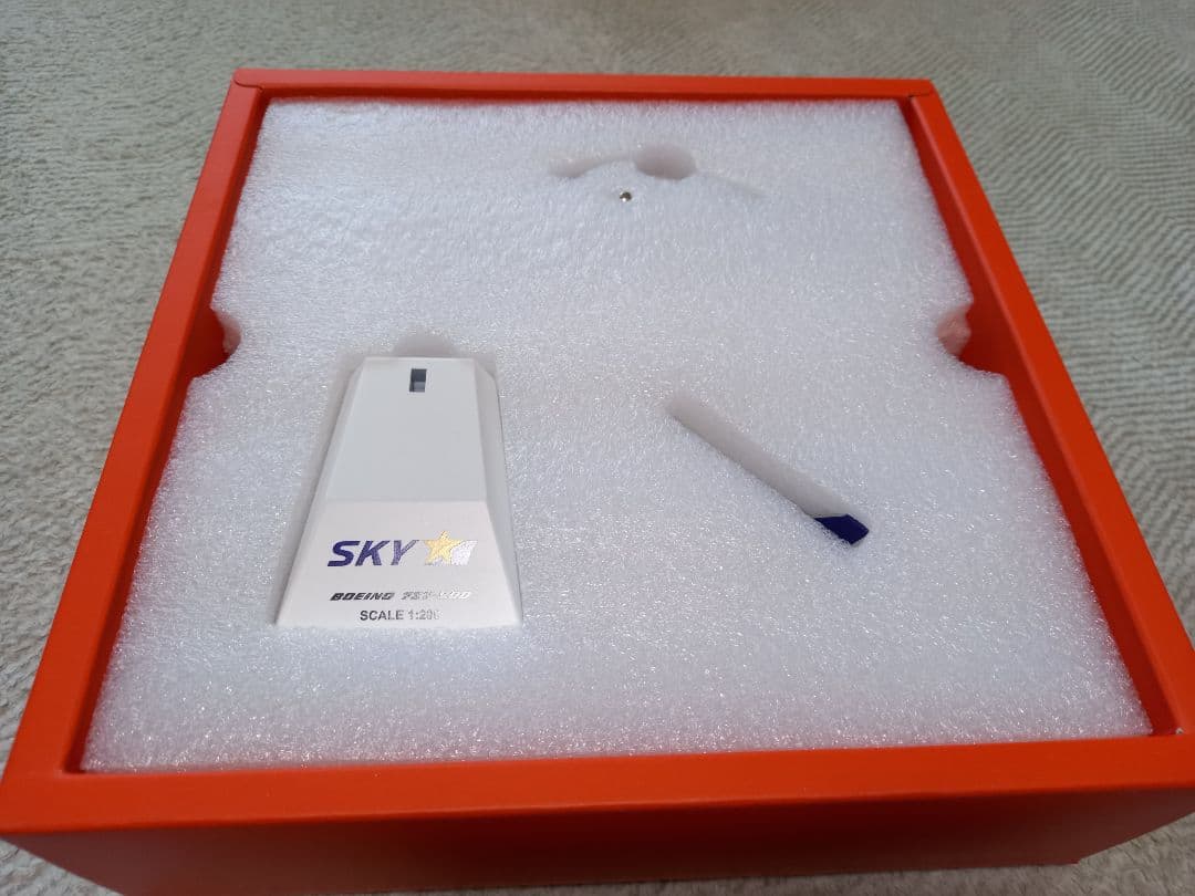 Jcwings　 1/200 スカイマーク 20周年記念塗装　JA73NQです。