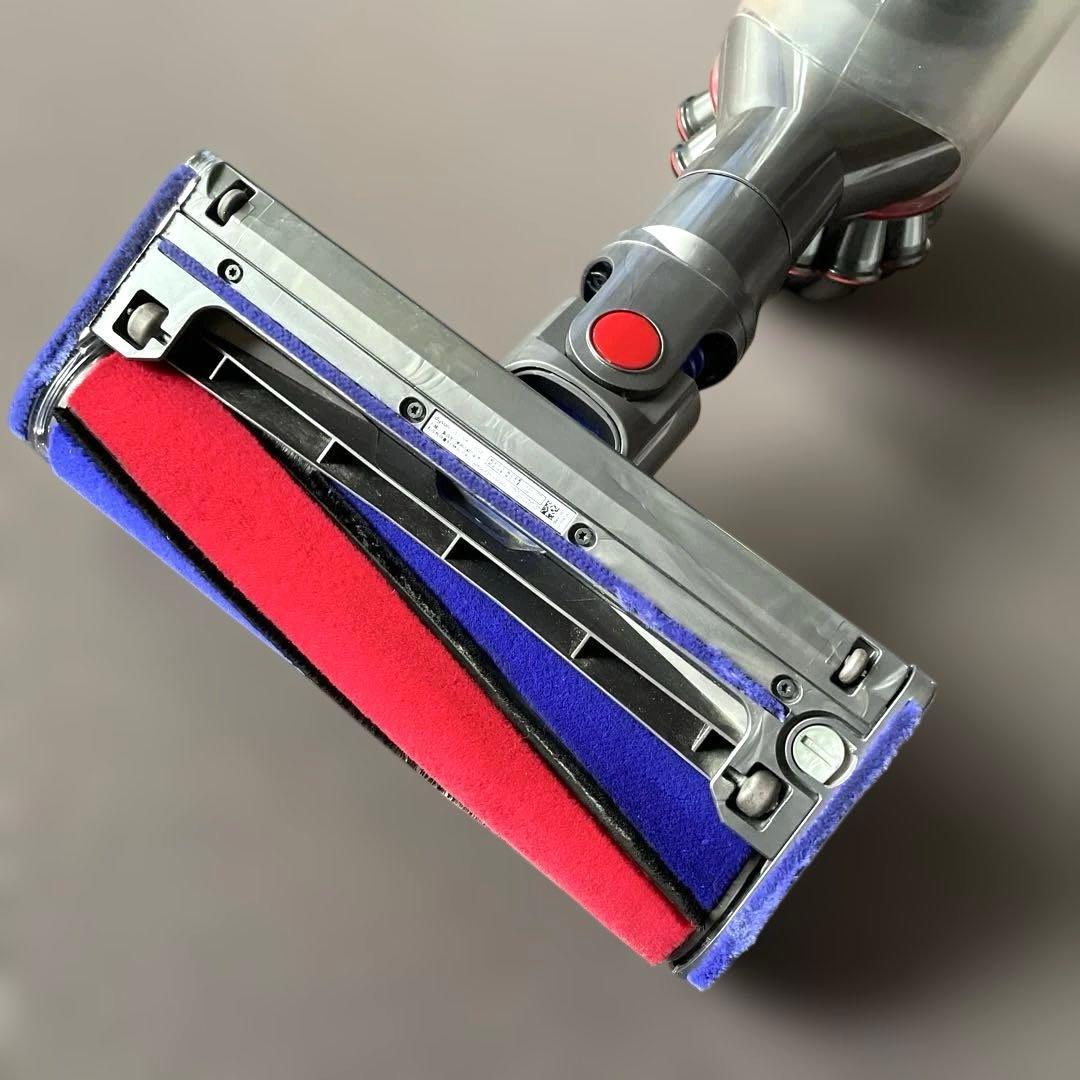 ダイソン◎フラフィV7 クリーナーセット