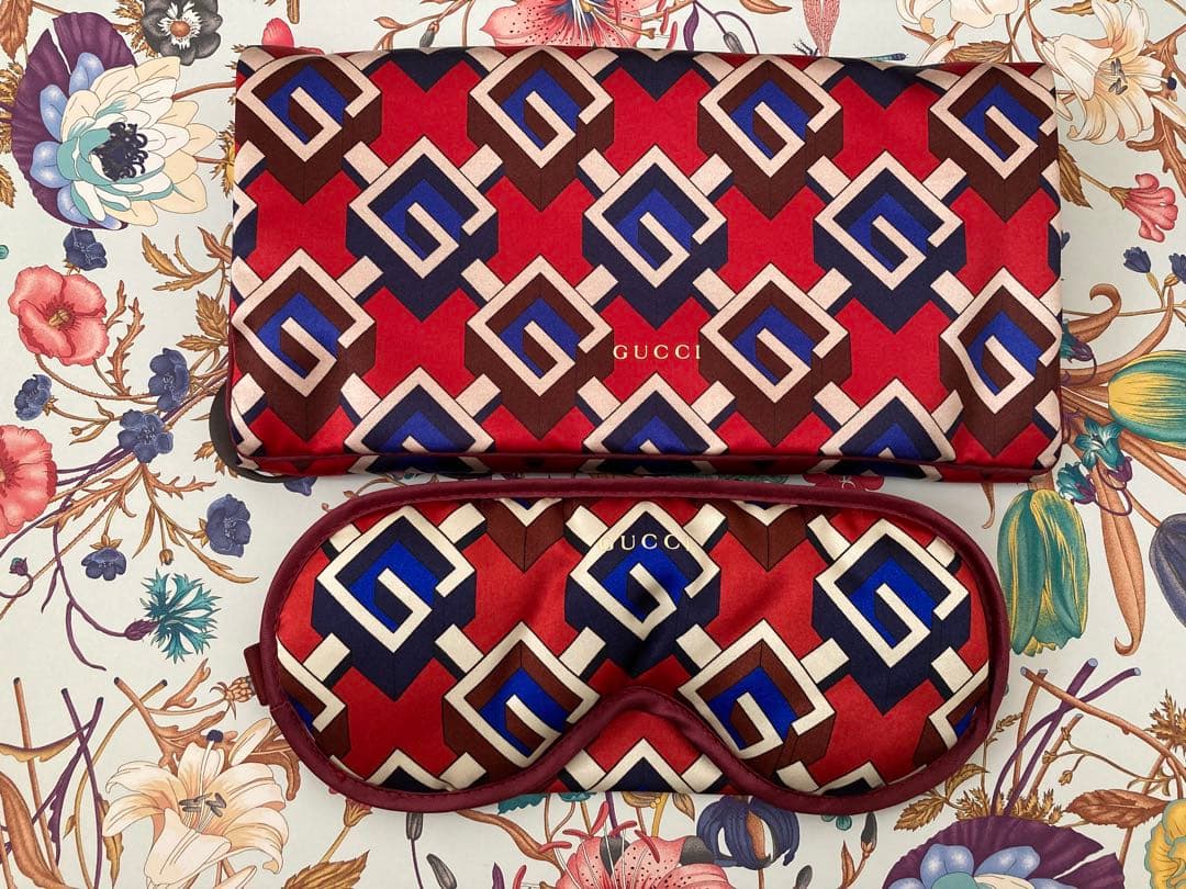 新品 グッチ　ジオメトリック　アイマスク　キューブ　ギフト