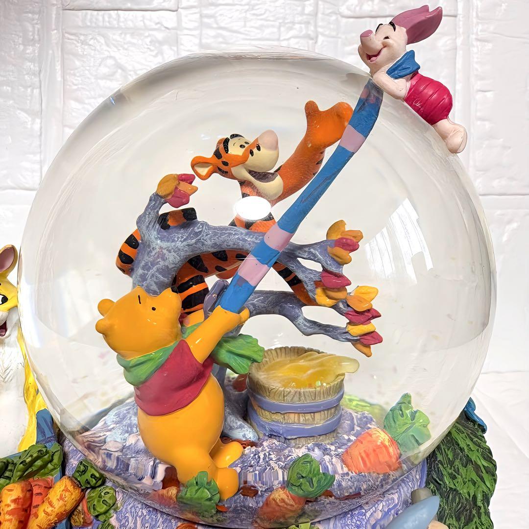 ディズニー　くまのプーさん　スノードーム　オルゴール