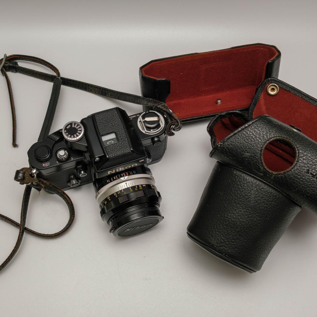 Nikon Nikon F2 フォトミック レンズ50mm1.4　皮ケース付き