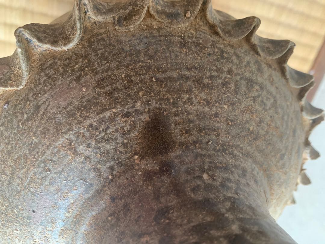 中国早期青磁花瓶　南北朝時代