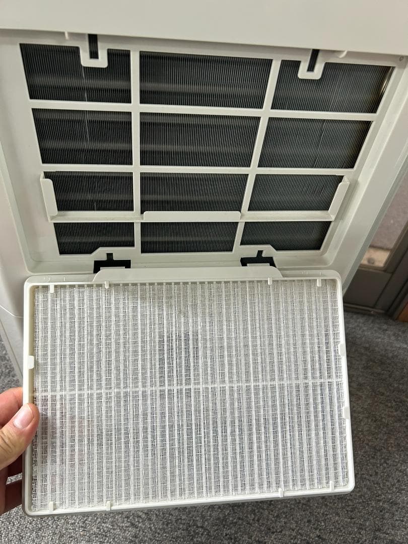 2019年製　コロナ：冷風・衣類乾燥除湿機(スカイブルー)/CDM-1019