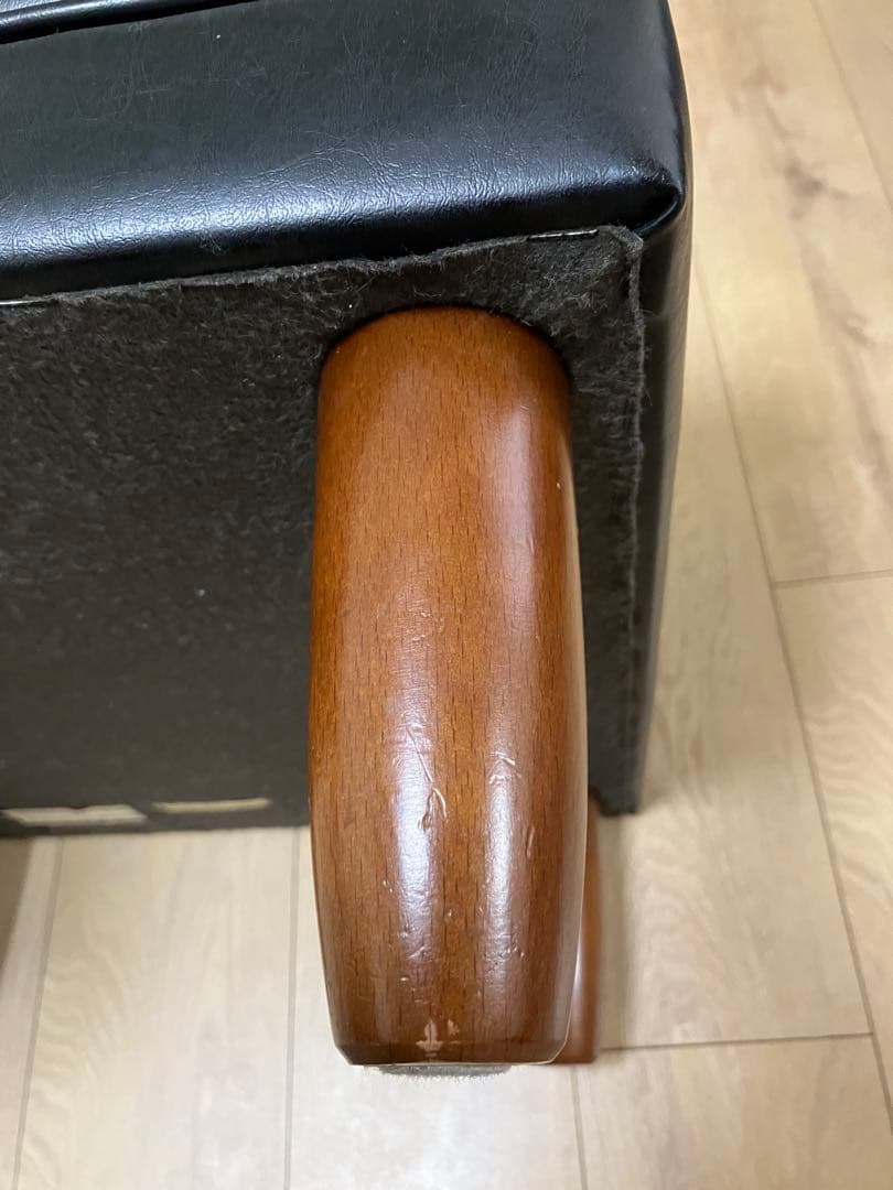 カリモク60オットマンスタンダードブラック