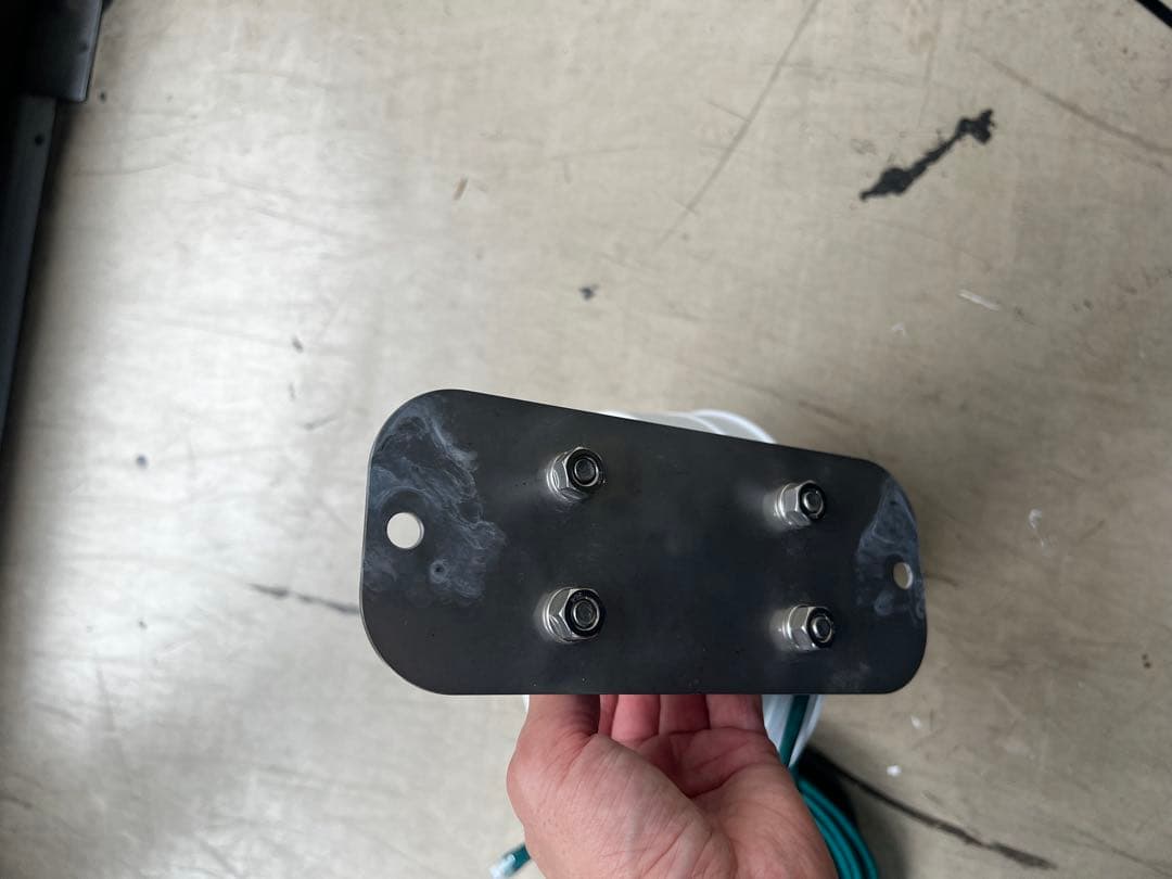 AXIS M3057-PLVE Mk II パノラマ（取付けハウジング付き）