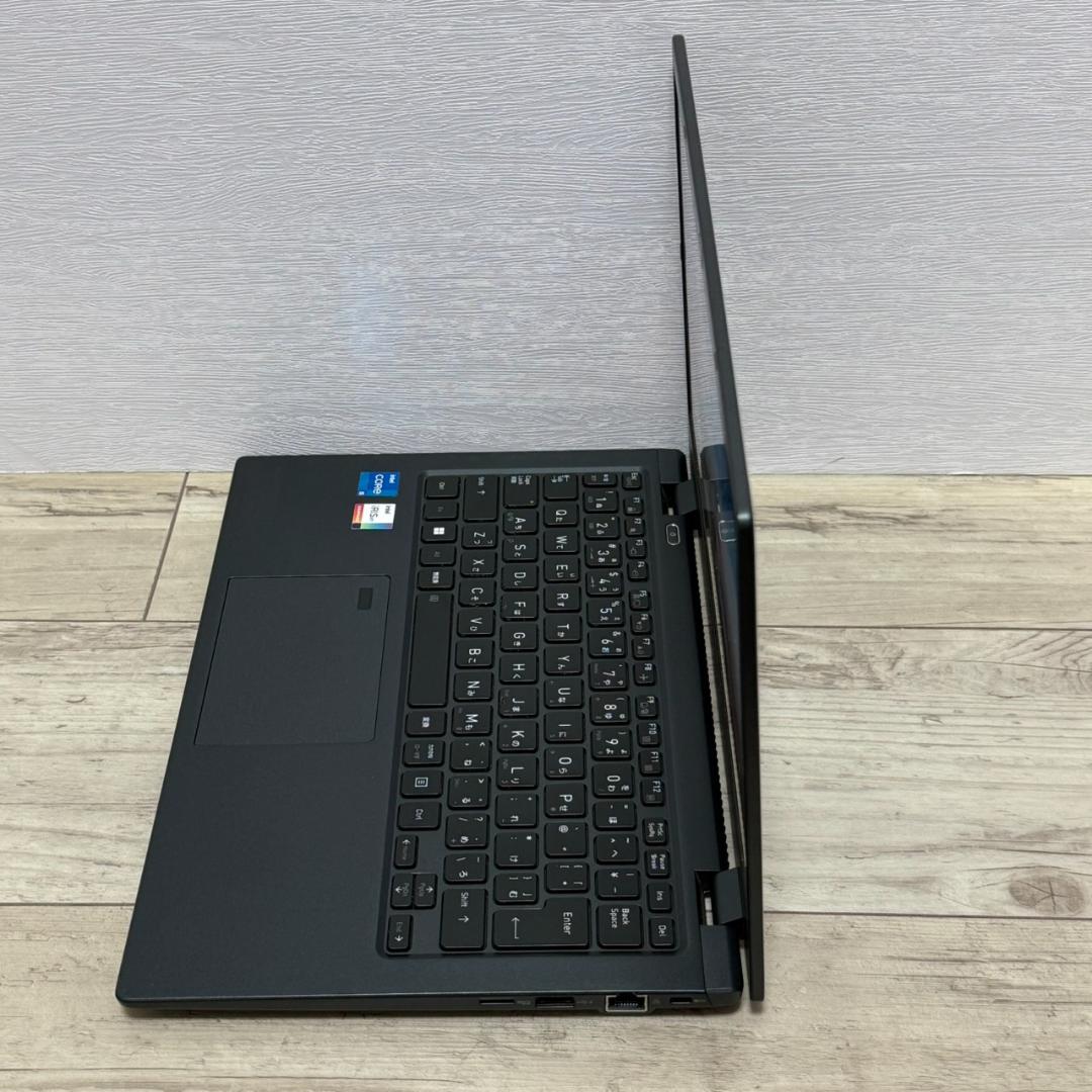 超軽量 dynabook G83HU 第11世代i5 16GB SSD 13型
