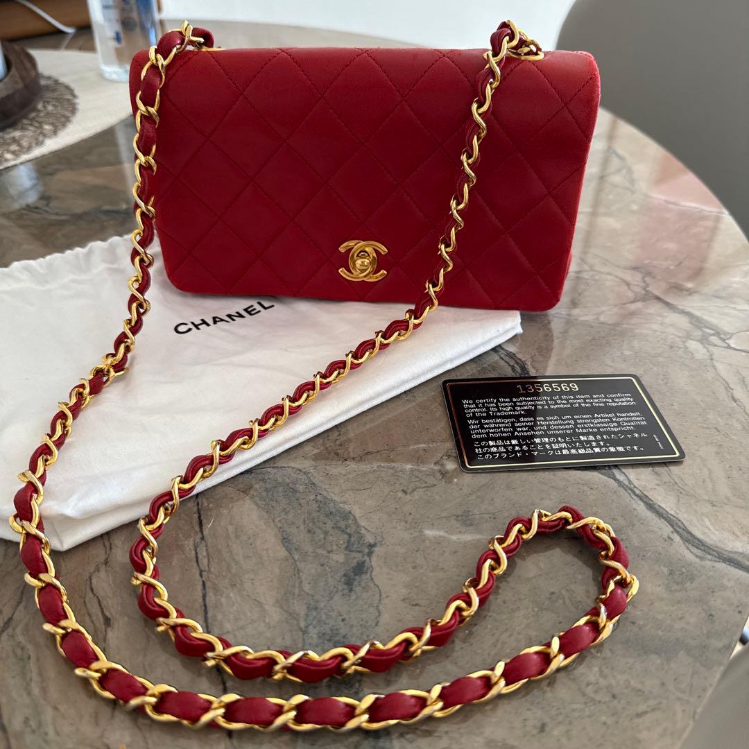 CHANELシャネル　マトラッセチェーンウォレット　プッシュロック　ラムスキン