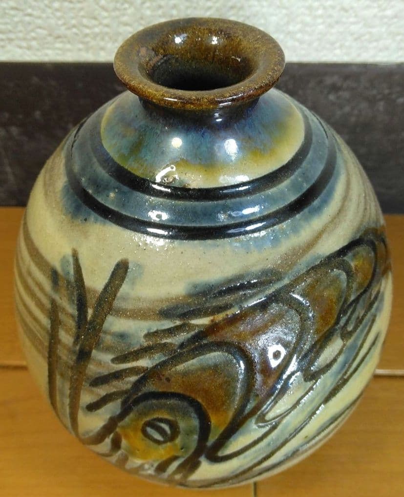 人間国宝 金城次郎 徳利 栞 共箱 未使用美品 壺屋焼 壷屋焼 海老笑魚紋徳利