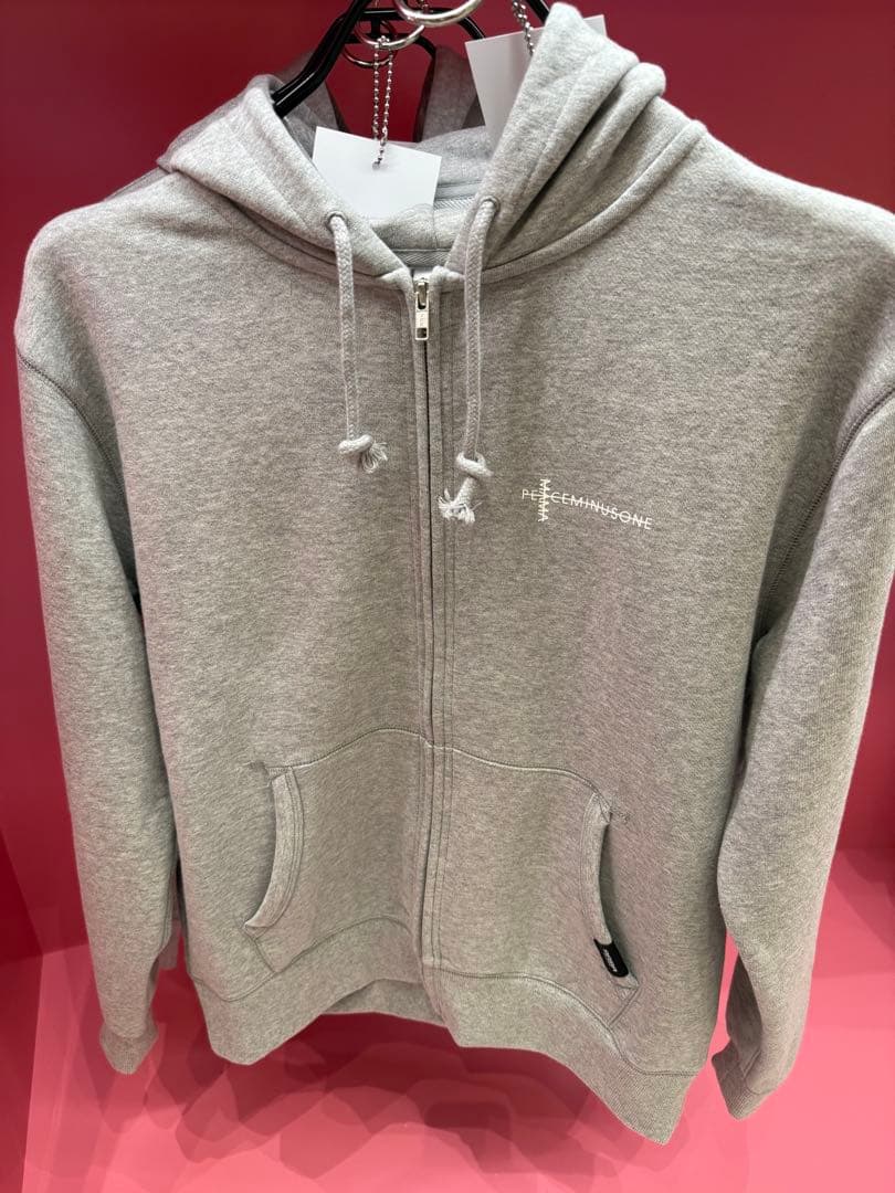 peaceminusone MAMA produce by GD ジップアップ