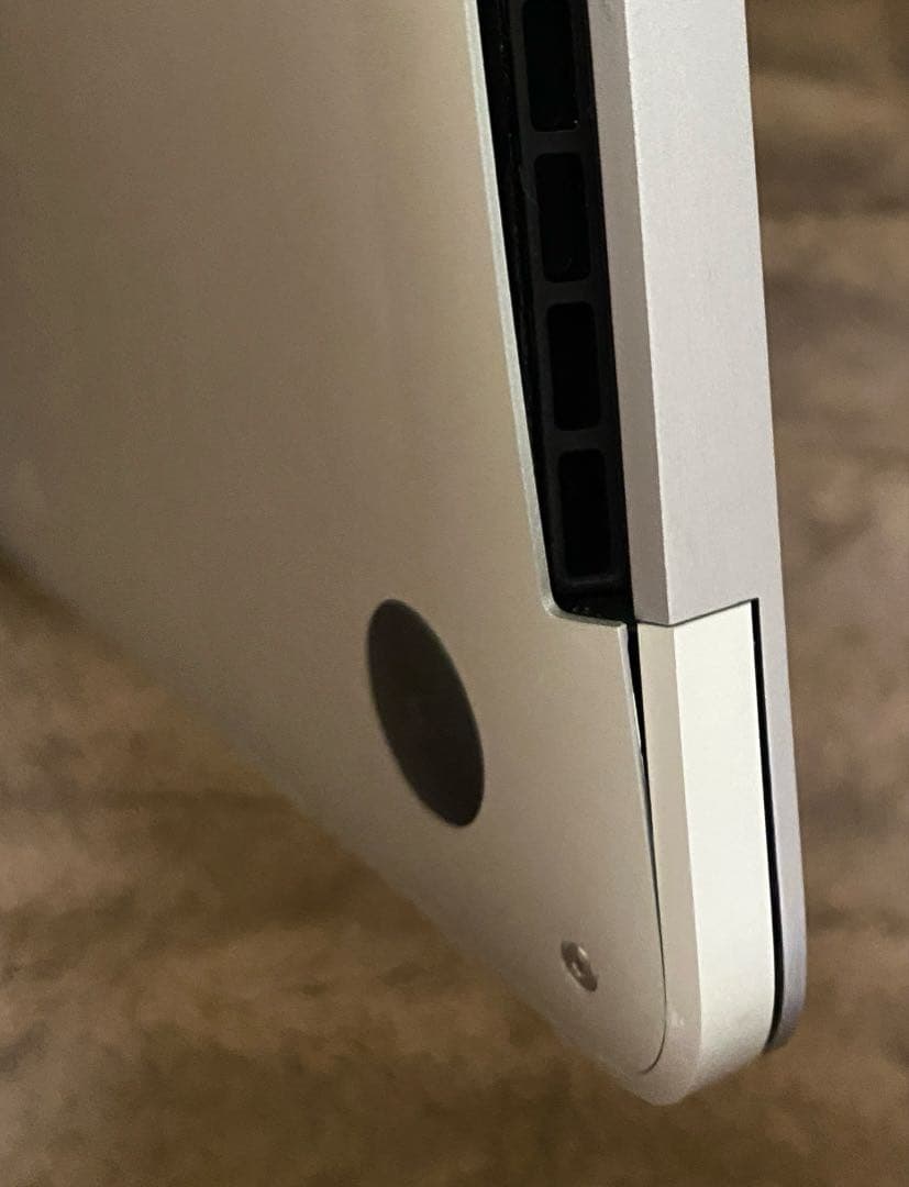 【ジャンク品】Apple MacBook 本体　2020