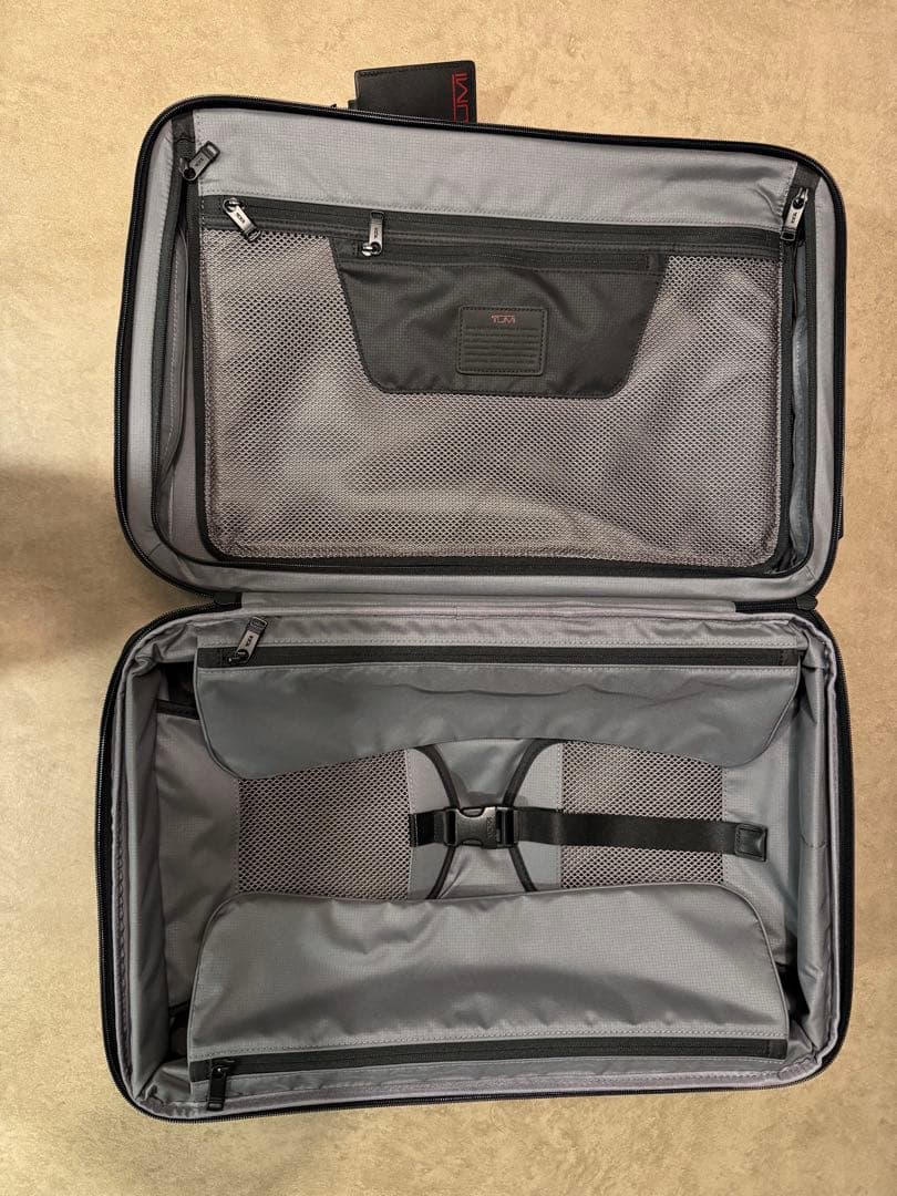 TUMI◯ALPHA3◯インターナショナル・エクスパンダブル・キャリーオン保証付