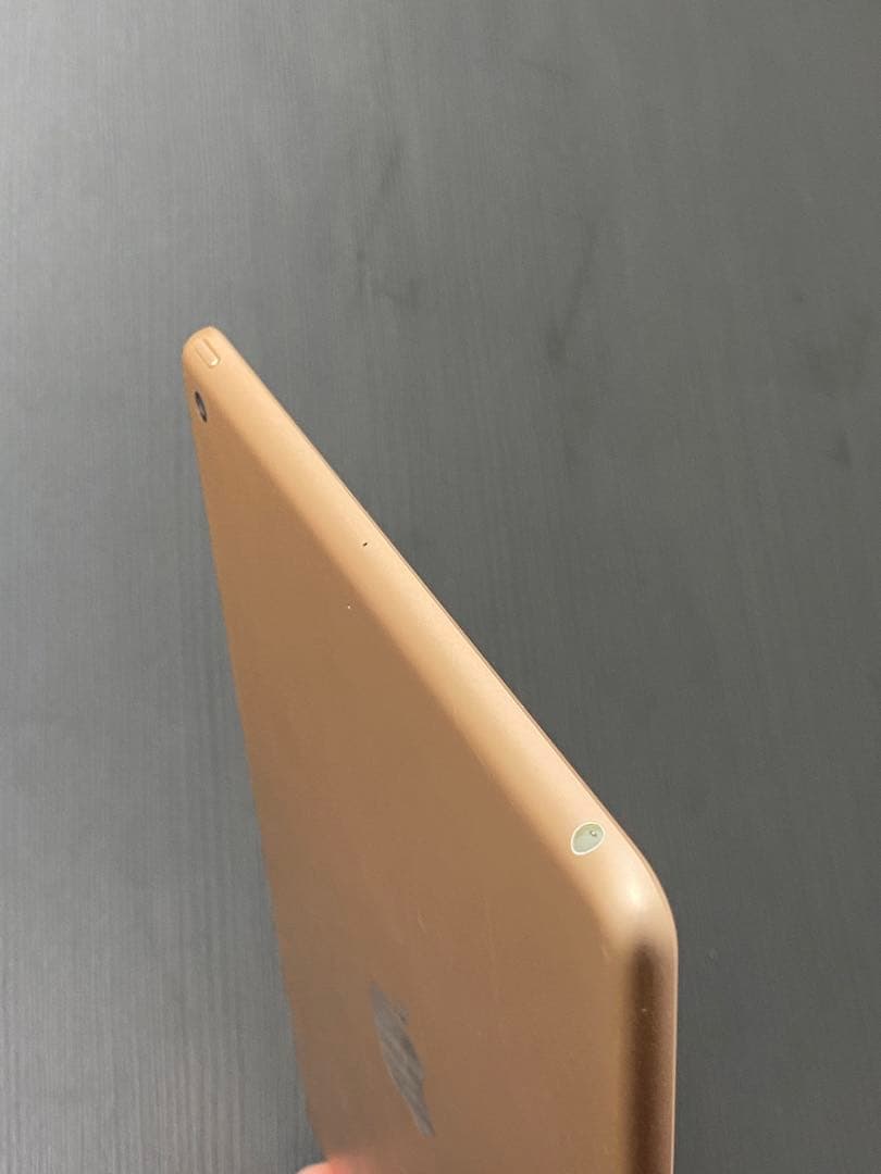 Apple iPad 第6世代 Wi-Fi 128GB