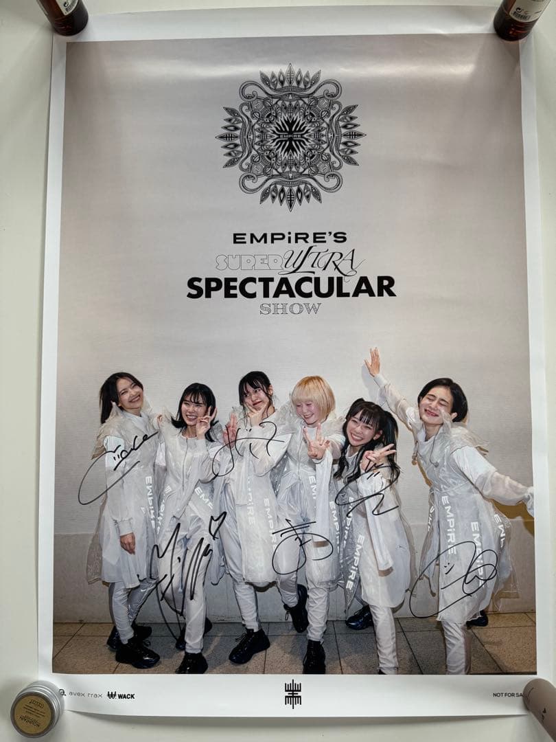 EMPiRE 初回生産限定盤 セットサイン入りポスターグッズまとめ売り。