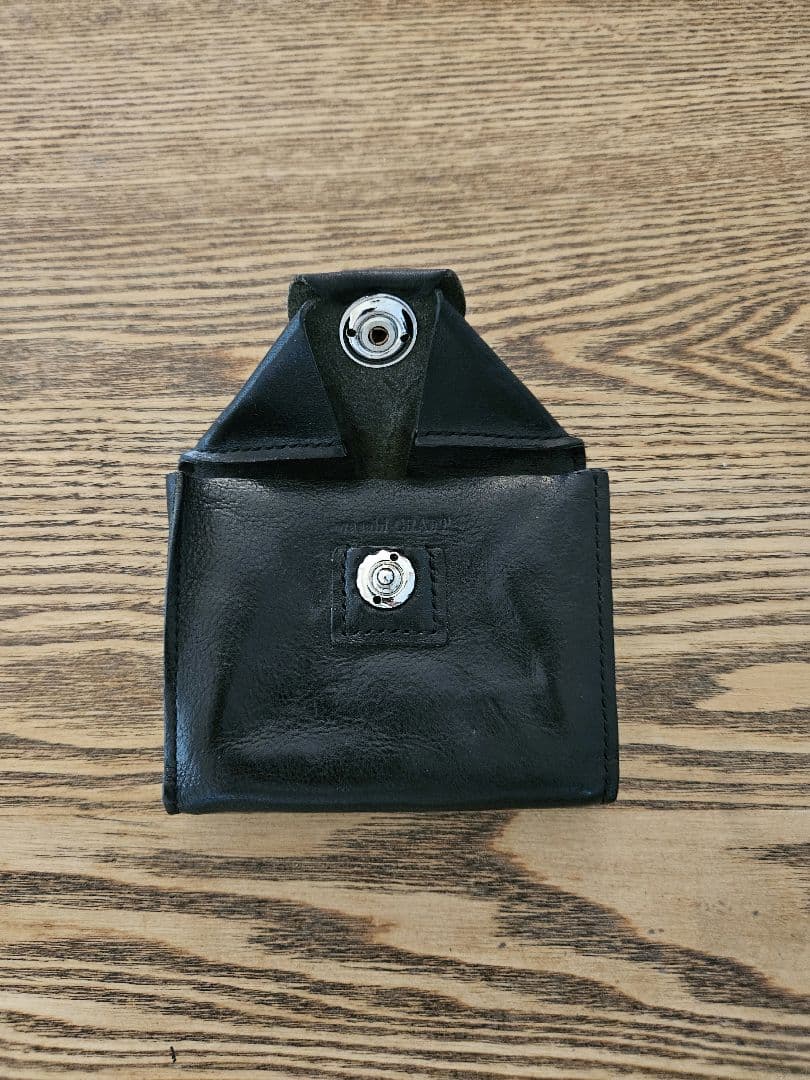 ワサビクラフト　ハーフウォレット　ブラック