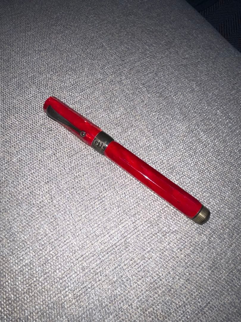 モンテグラッパ 万年筆 1912 M字 シンフォニー　レッド　赤
