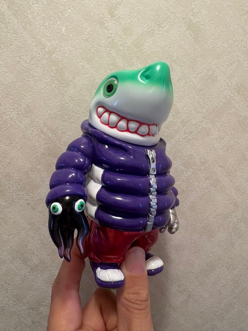 momoco gyaromi G-shark ソフビ　ヘッダー付