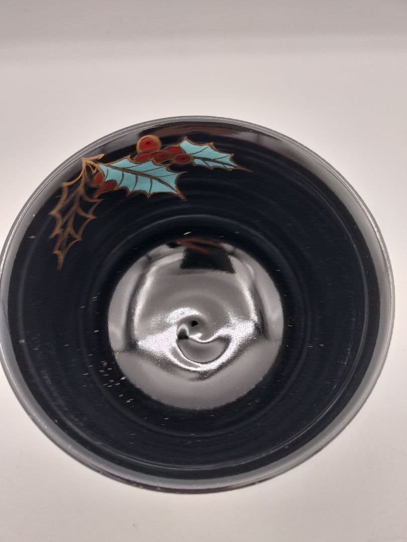 c410【新品・未使用】茶碗 黒仁清 柊に雪 水出絢 紙箱 茶道具