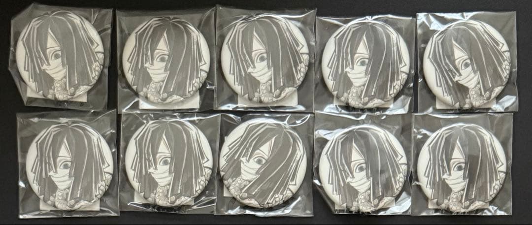 鬼滅の刃 原画展 デコレクション缶バッジ 柱描き下ろしWebくじ 義勇 伊黒
