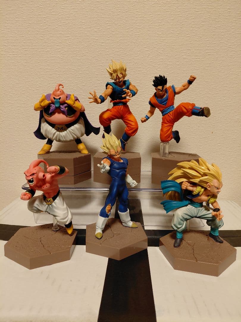 ドラゴンボール　フィギュア　悟空　ゴテンクス　ベジータ　魔人ブウ　悟飯