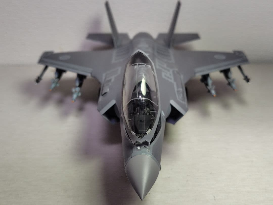 タミヤ F-35A 1/48スケール プラモデル完成品