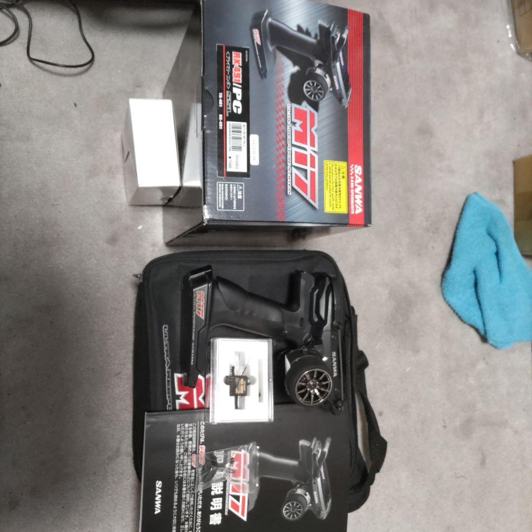 SANWA M17 ラジコン送信機