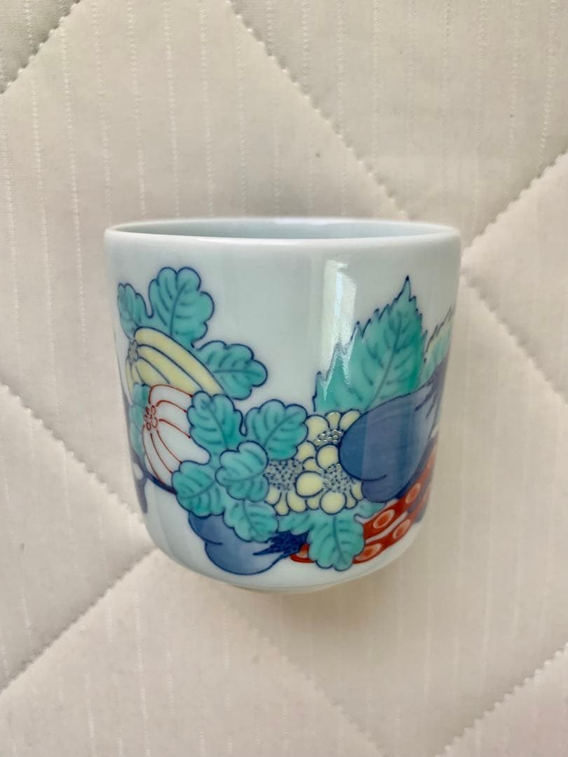 市川龍男　市川龍仙　色鍋島　野菜尽文猪口　焼酎カップ　ぐい呑　酒器